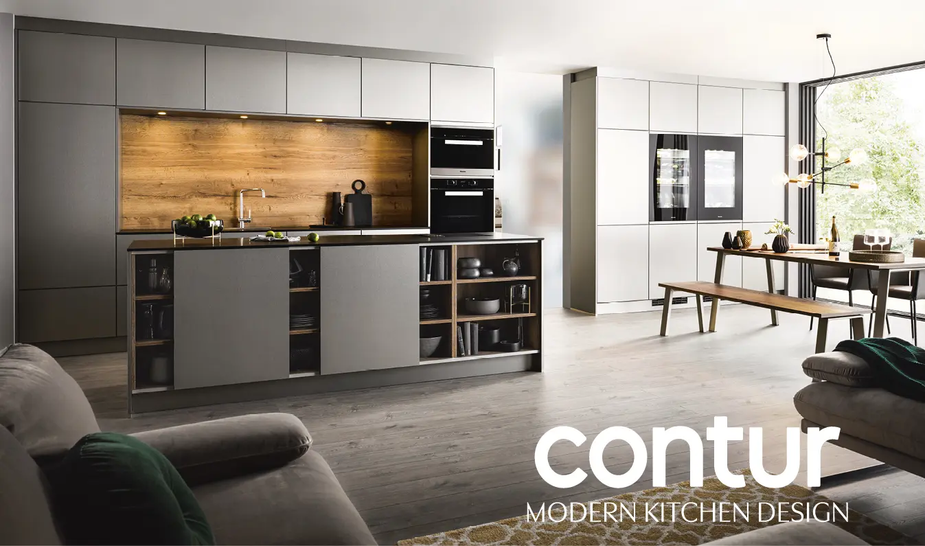 Contur Küche mit dunkelgrauen Küchenfronten und Logo